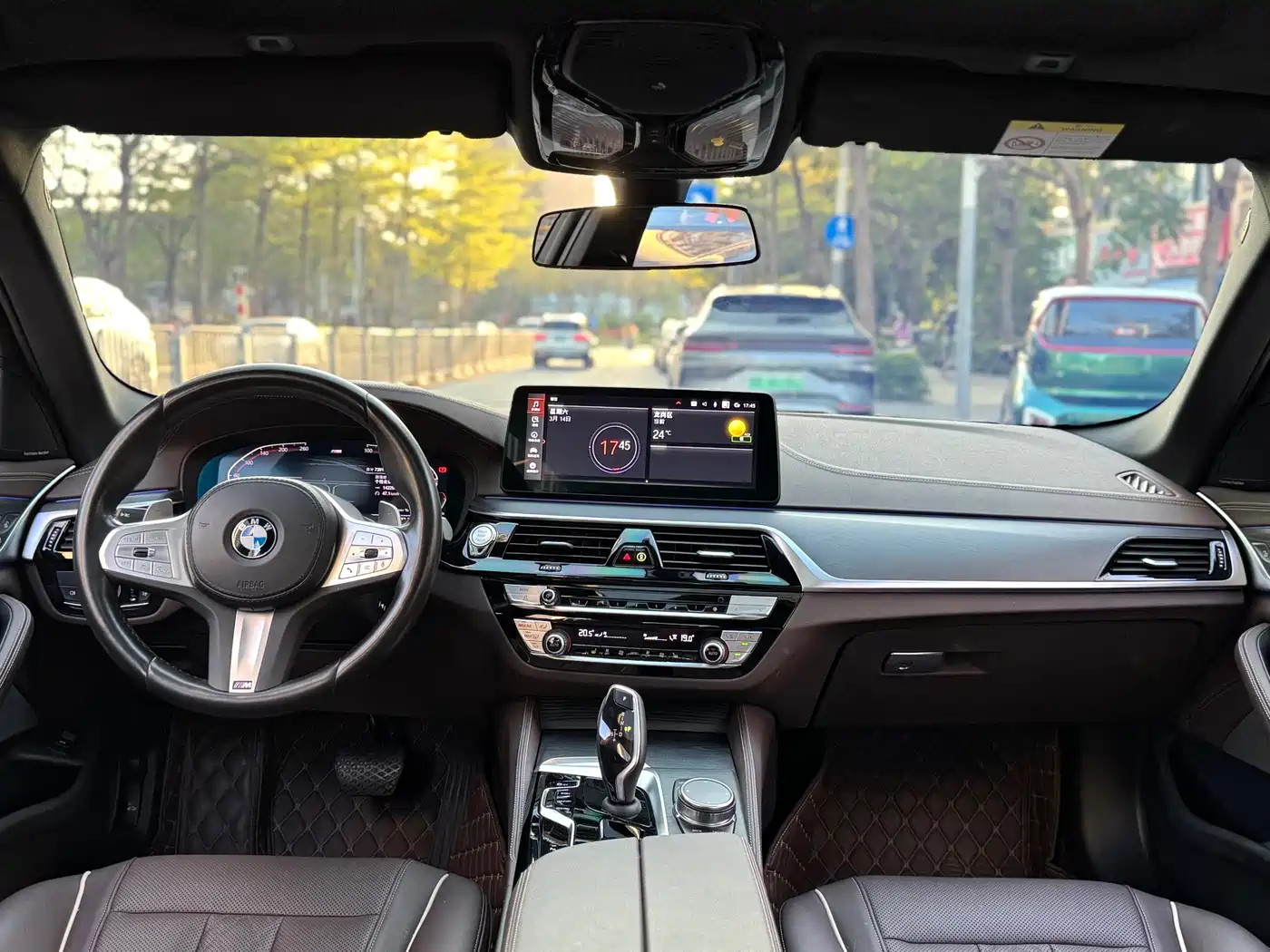 BMW 5 Series 2023 530Li Leading M Sport Package фото 7