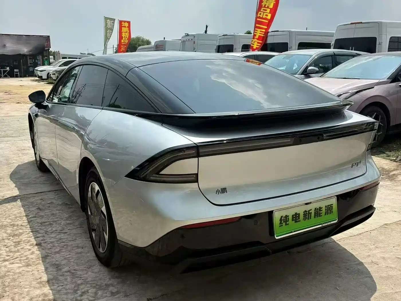 Фото 7 - XPeng P7+