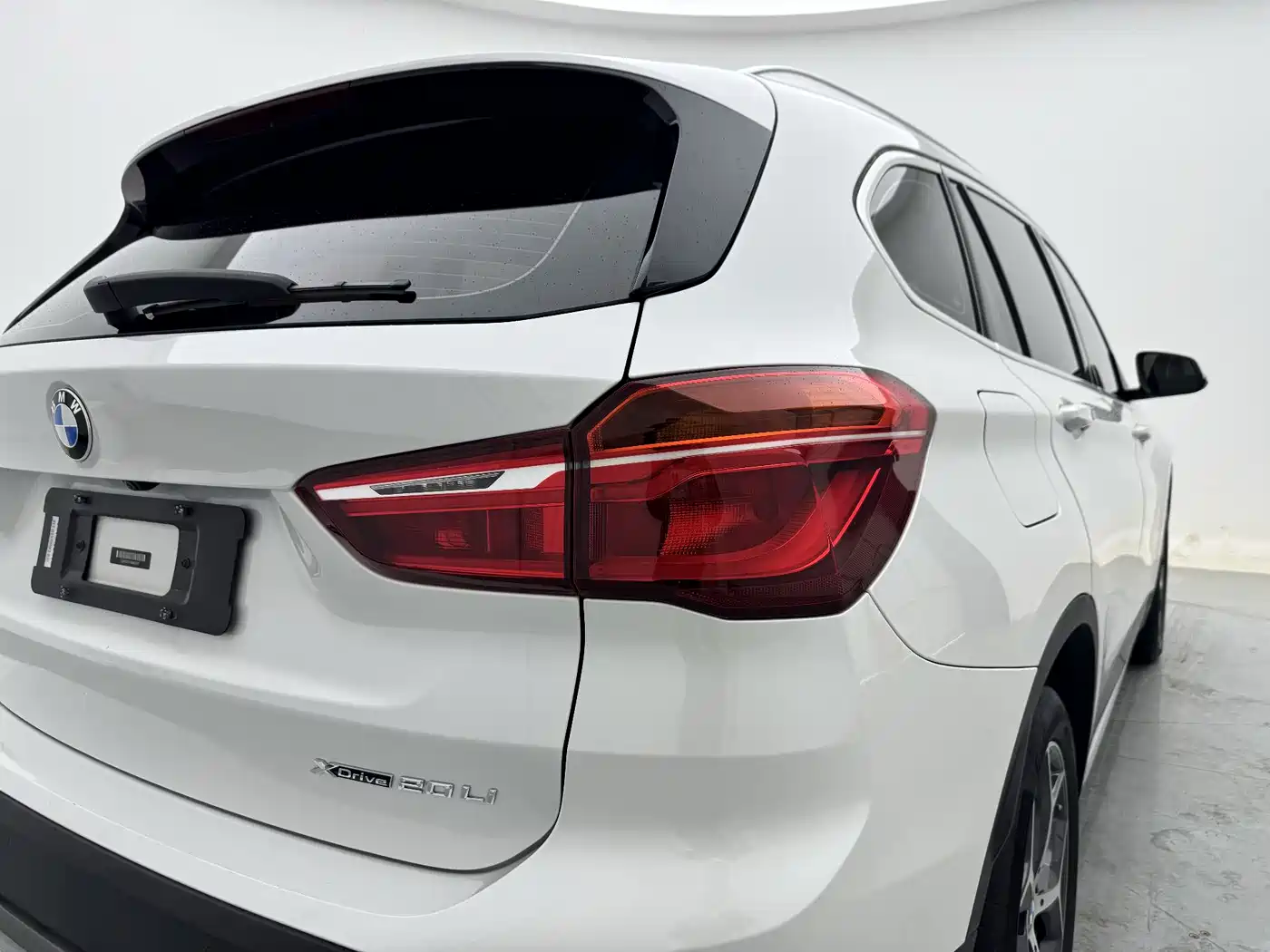 BMW X1 2019 xDrive20Li Premium Model фото 9