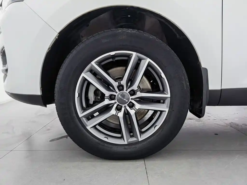 Фото 17 - Haval F5