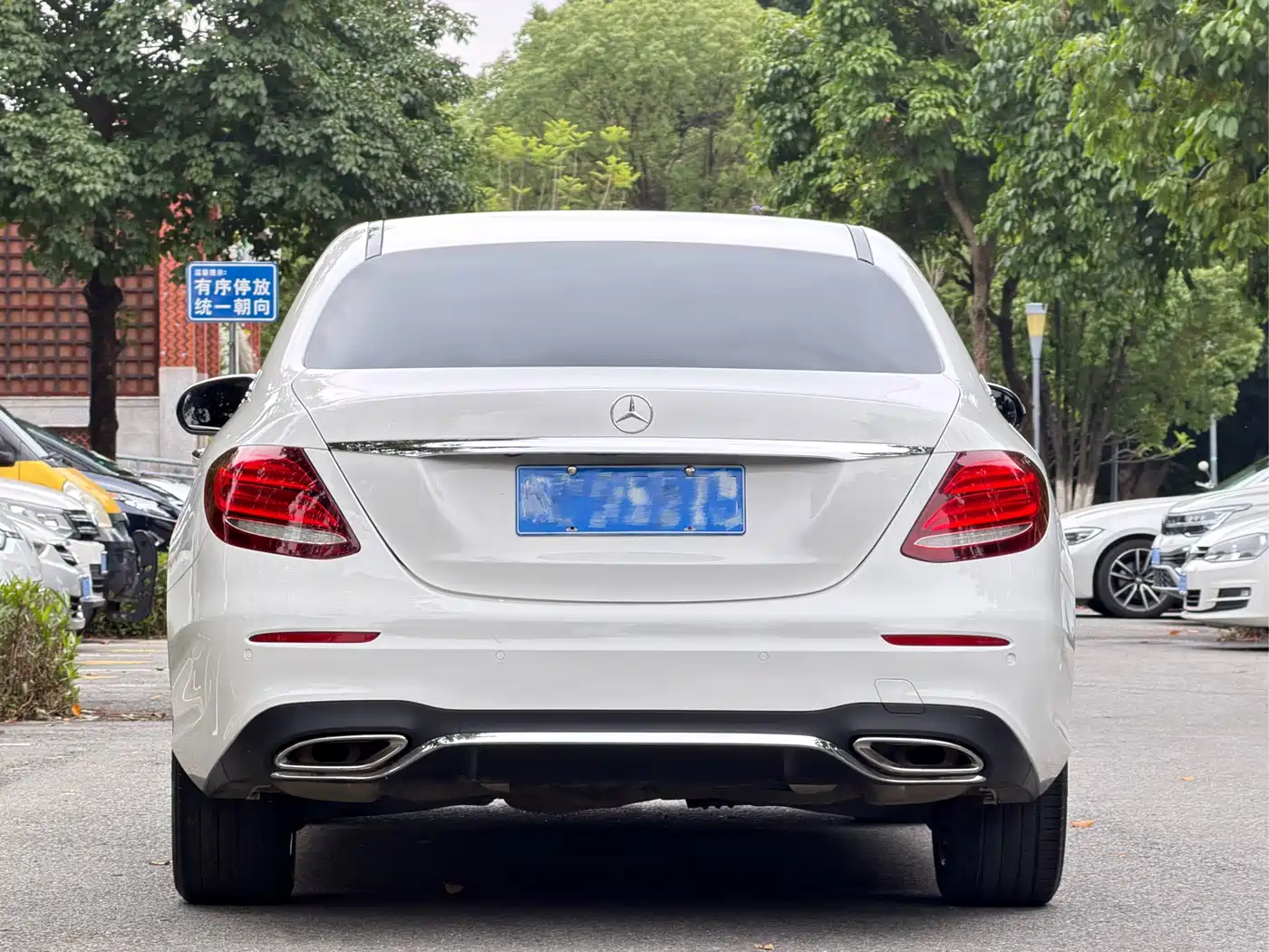 Mercedes-Benz E-Class 2016 E 200 L Sport Type фото 8