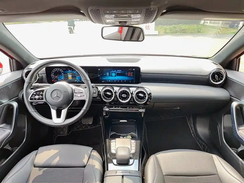 MERCEDES-BENZ A CLASS