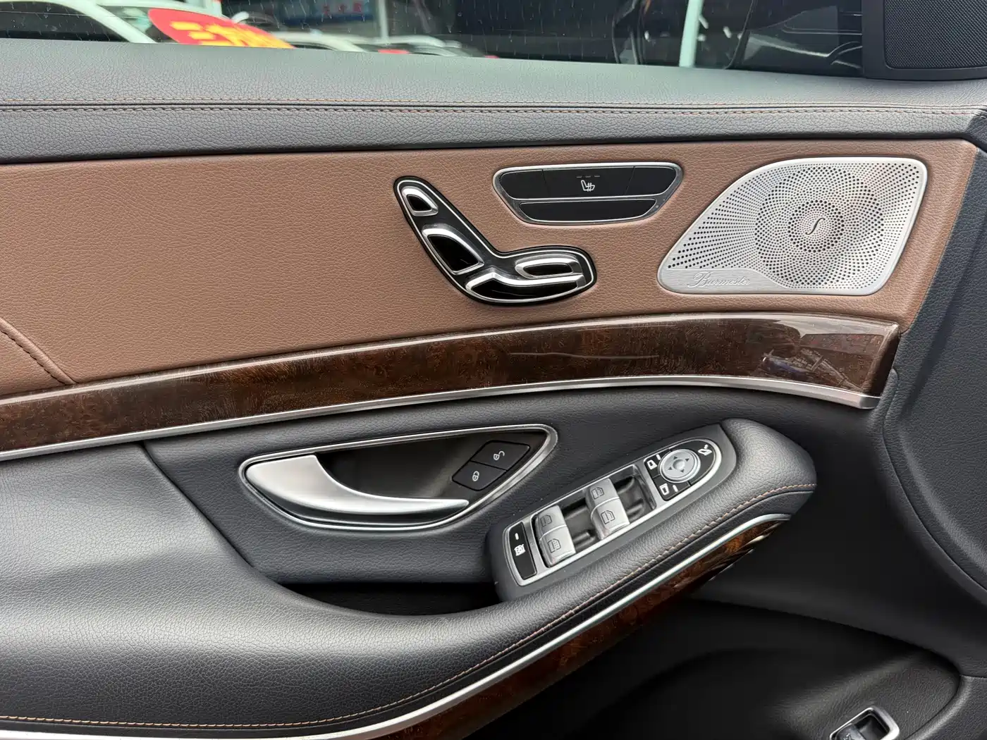 Фото 8 - Mercedes-Benz S-Class