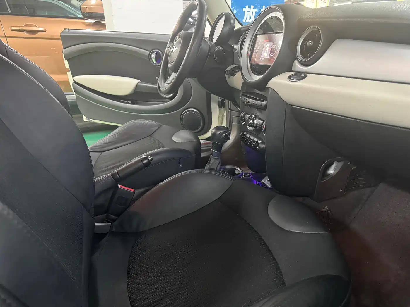 Фото 7 - MINI CLUBMAN