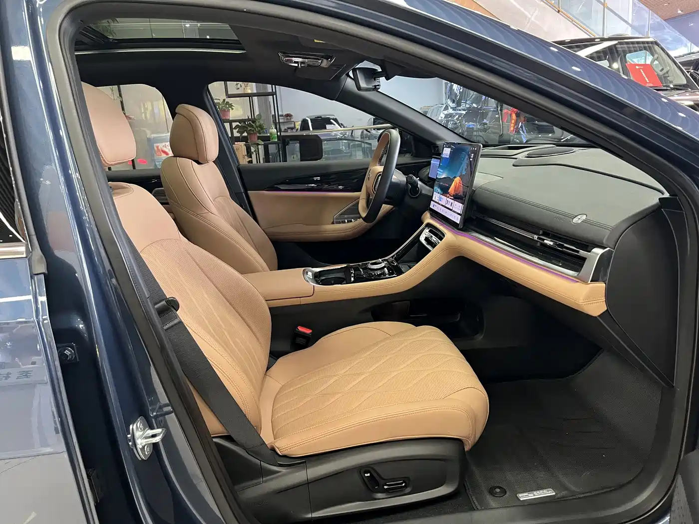 Geely Galaxy Galaxy A7 2025 EM-i фото 13