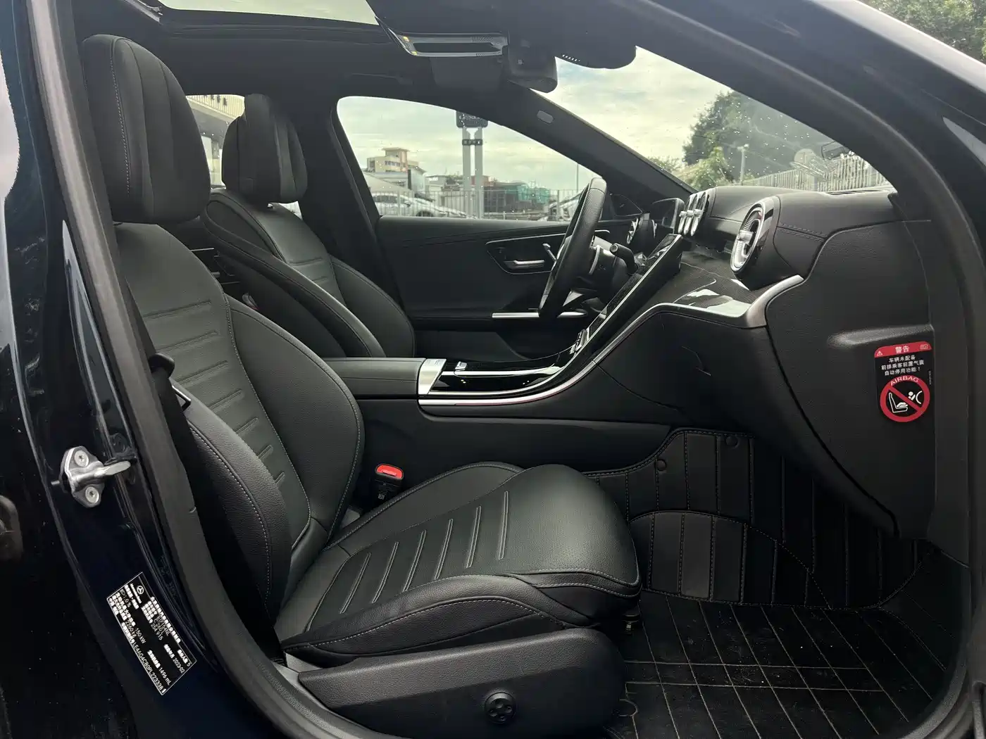 Mercedes-Benz C-Class 2023 C 260 L Night Edition Sport фото 15