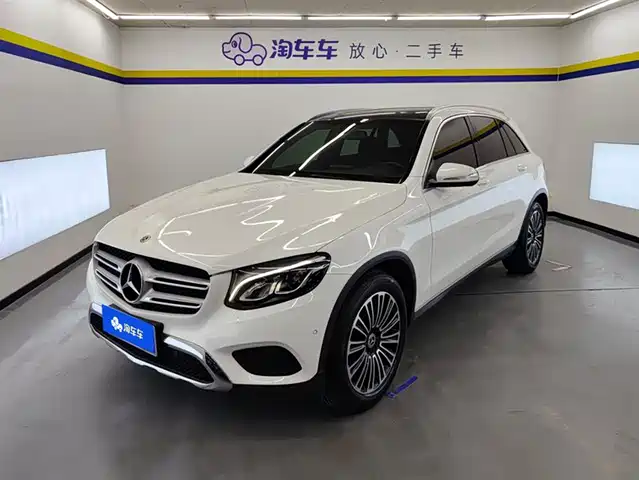 MERCEDES-BENZ GLC