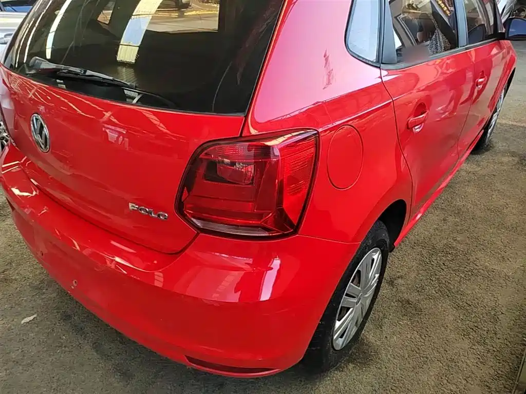 Volkswagen Polo 2016 1.4L Manual Trend фото 8