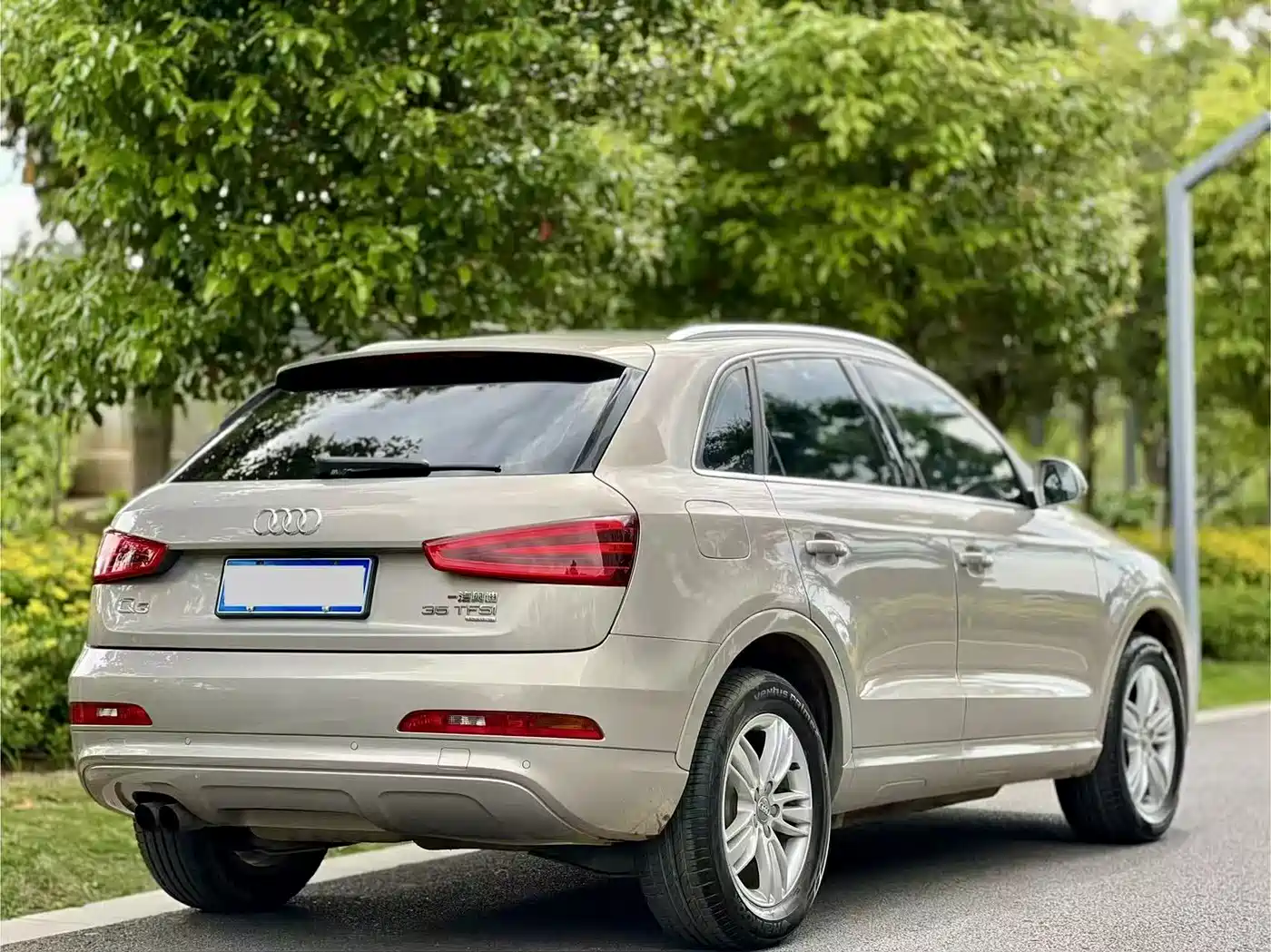 Audi Q3 2015 35 TFSI quattro Technology фото 9