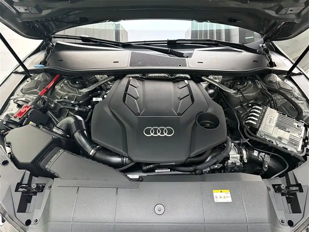 AUDI A7L