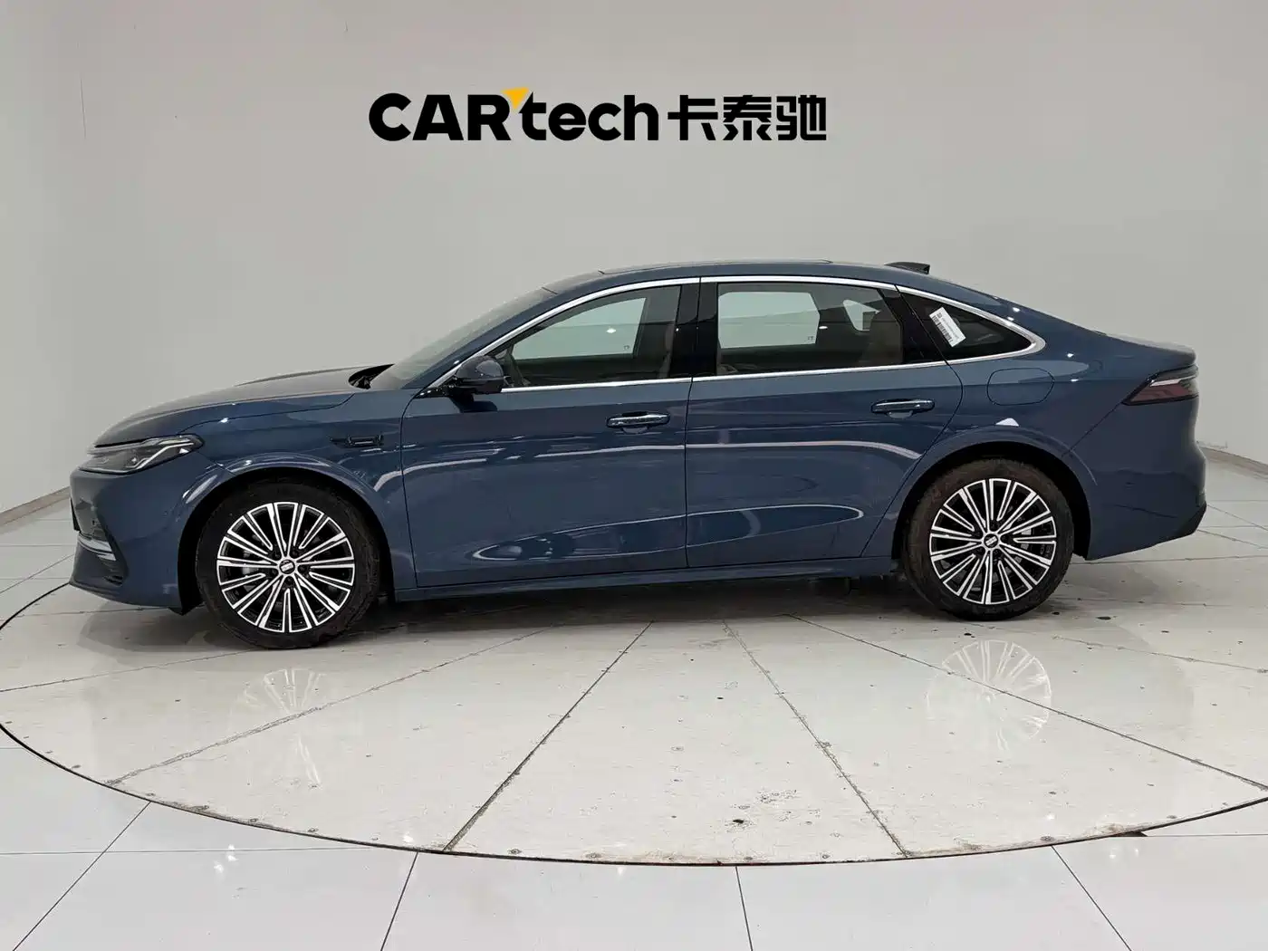 Geely Galaxy Galaxy A7 2025 EM-i фото 4