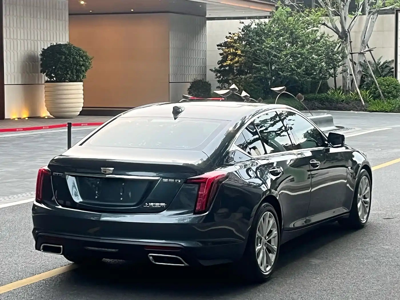 CADILLAC CT5