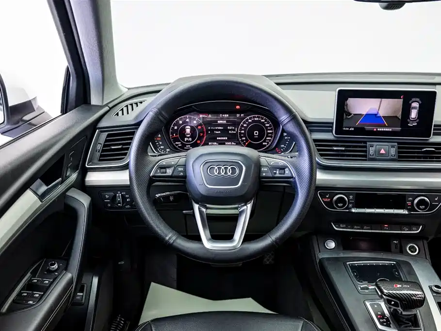 Audi Q5L 2020 Facelift 40 TFSI Honor Fashion фото 15