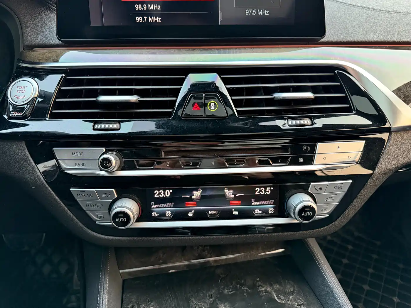 BMW 6 Series GT 2019 630i M Sport Package фото 14