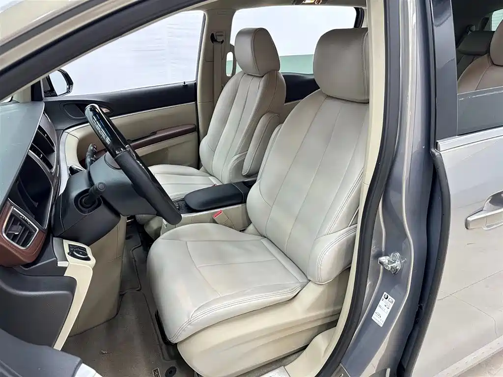 Buick GL8 2018 28T Comfort China VI фото 13