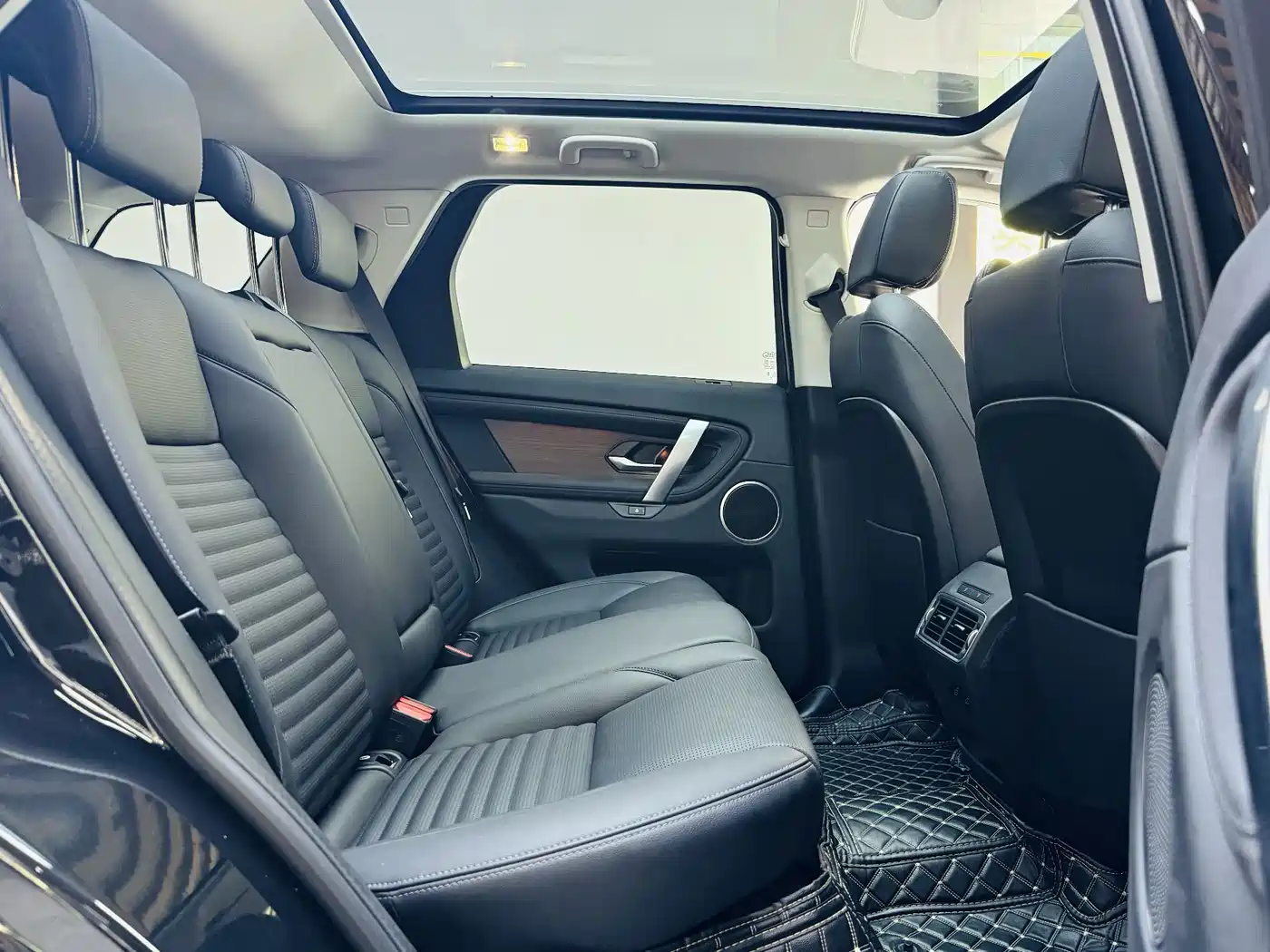 Land Rover Discovery Sport 2024 2024 Performance Technology Edition
