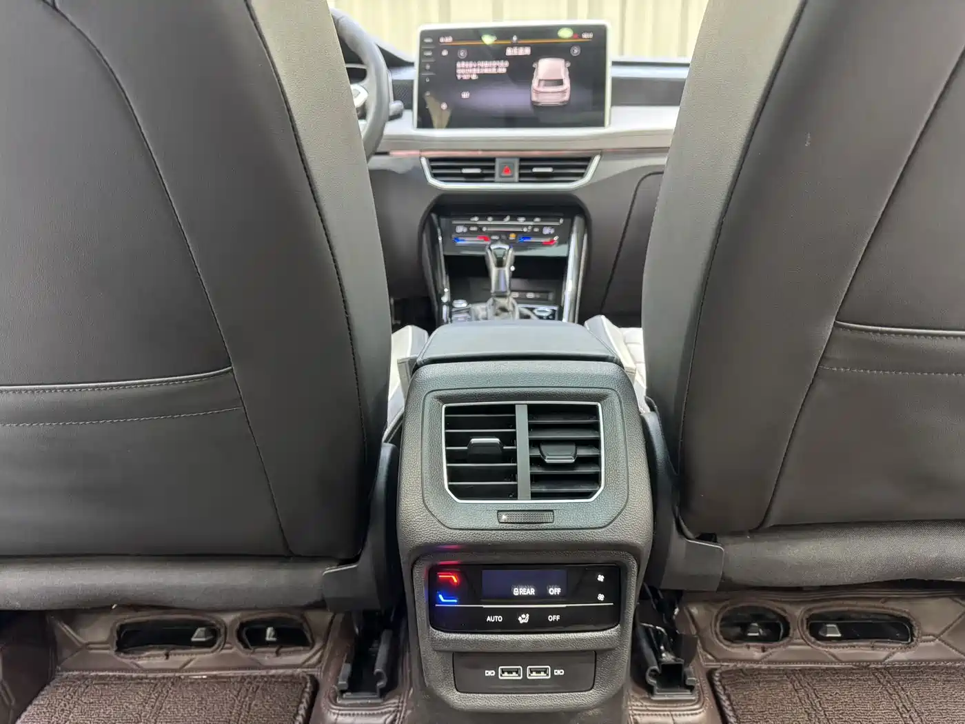 Volkswagen Tayron 2023 280TSI 2WD Luxury Plus Advanced Edition фото 13