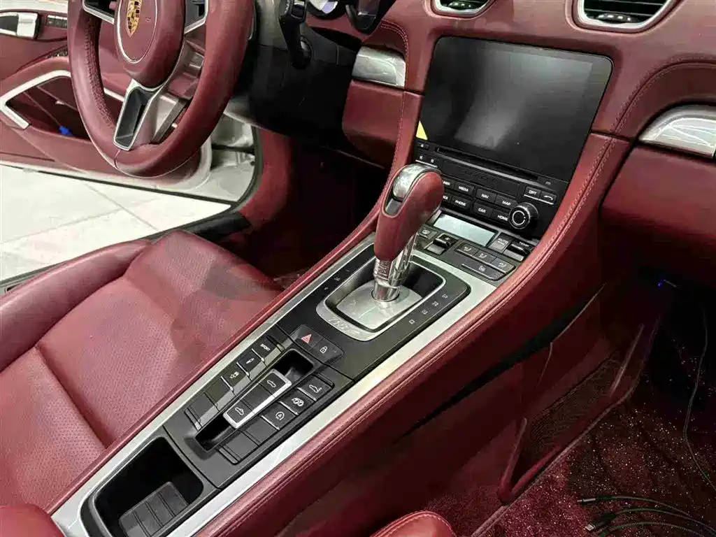 Porsche 718 2018 Boxster 2.0T фото 16