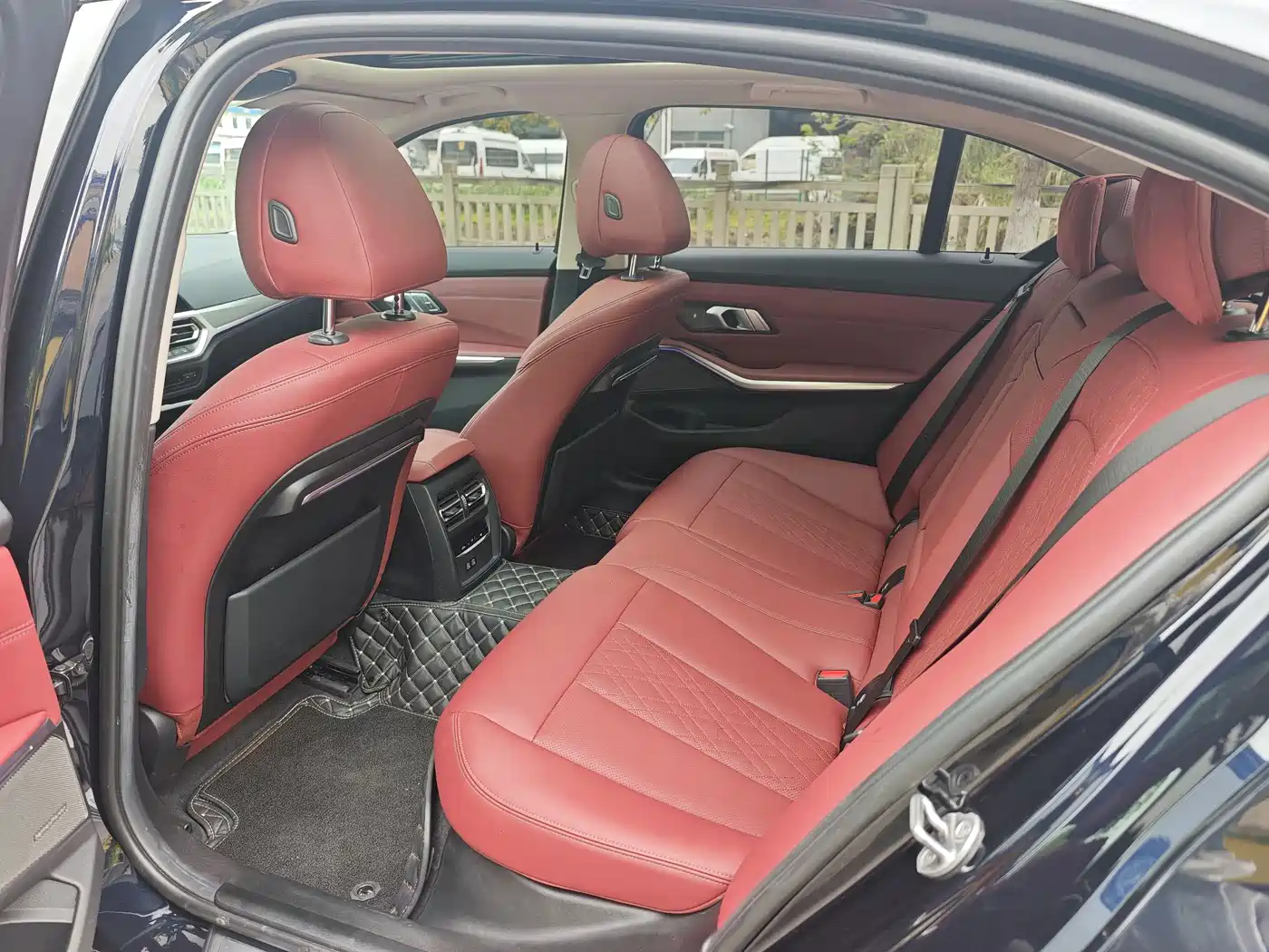 BMW 3 Series 2021 325Li M Sport Night Edition фото 5