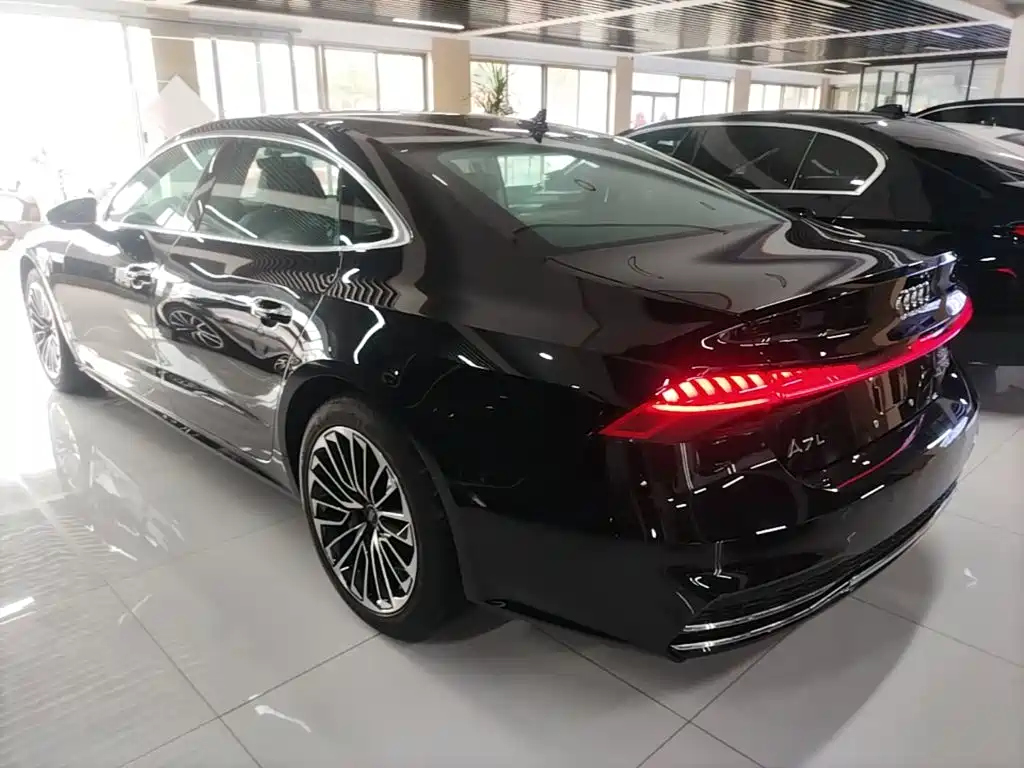 Audi A7L 2026 2025 Model Year 45 TFSI Luxury