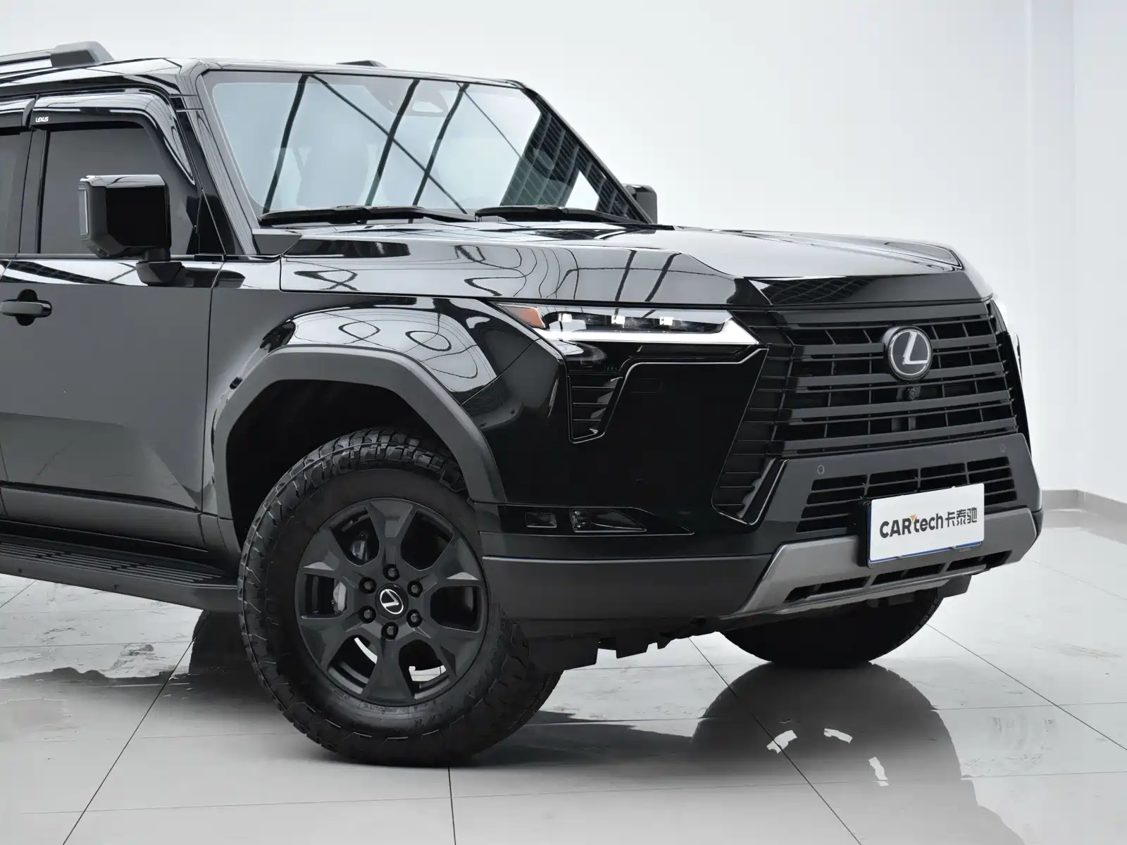 Photo 6 - Lexus GX