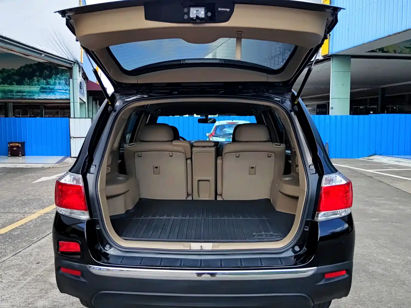 Toyota Highlander 2012 2.7L 2WD 5-seater Sport Edition фото 26