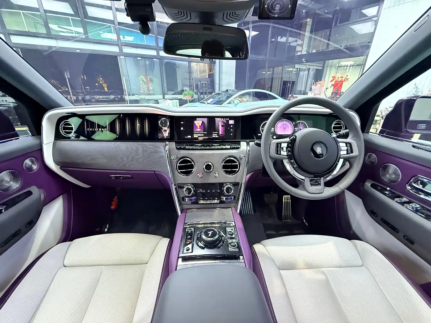Rolls-Royce Cullinan 2024 4-Seater фото 13