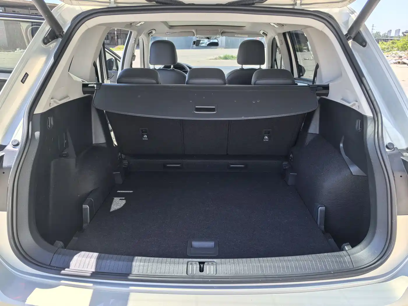 Volkswagen Tiguan L 2020 330TSI Auto 2WD Smart Luxury China VI фото 16