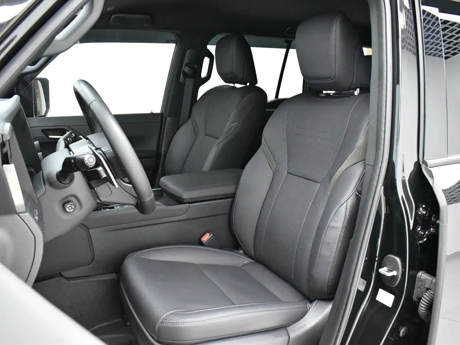Photo 17 - Lexus GX