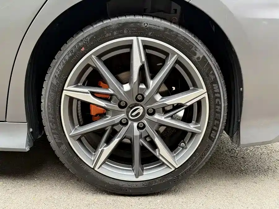 GAC Trumpchi Trumpchi Emkoo 2023 270T DCT J11 Edition фото 10