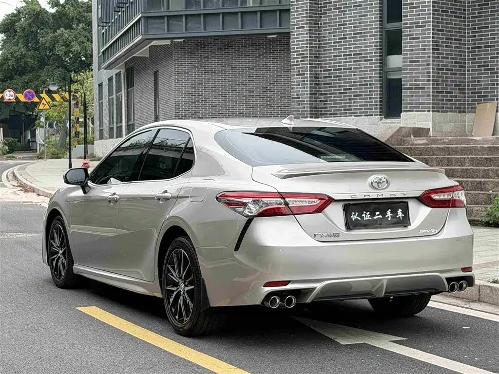 Toyota Camry 2021 2.5S Feng Shang Edition фото 5