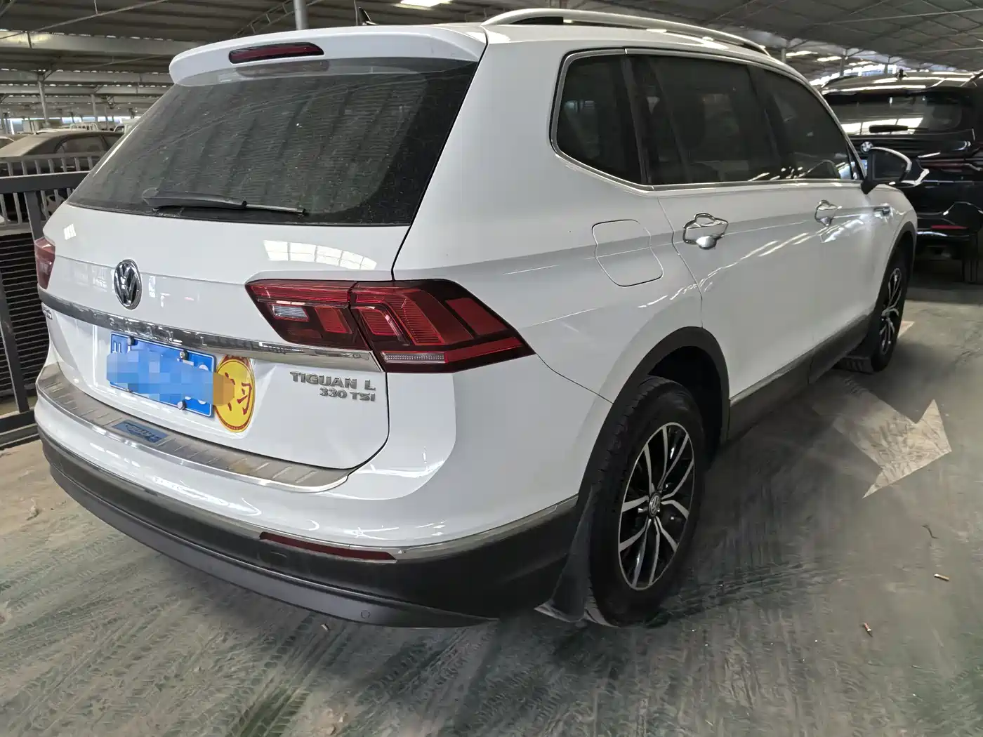 Volkswagen Tiguan L 2018 330TSI Automatic 2WD Luxury Edition фото 6