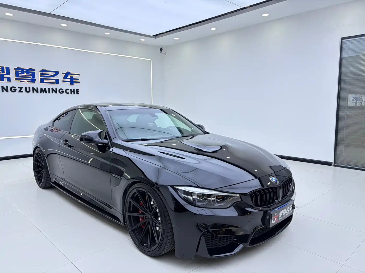BMW M4 2017 M4 Coupe MT фото 5
