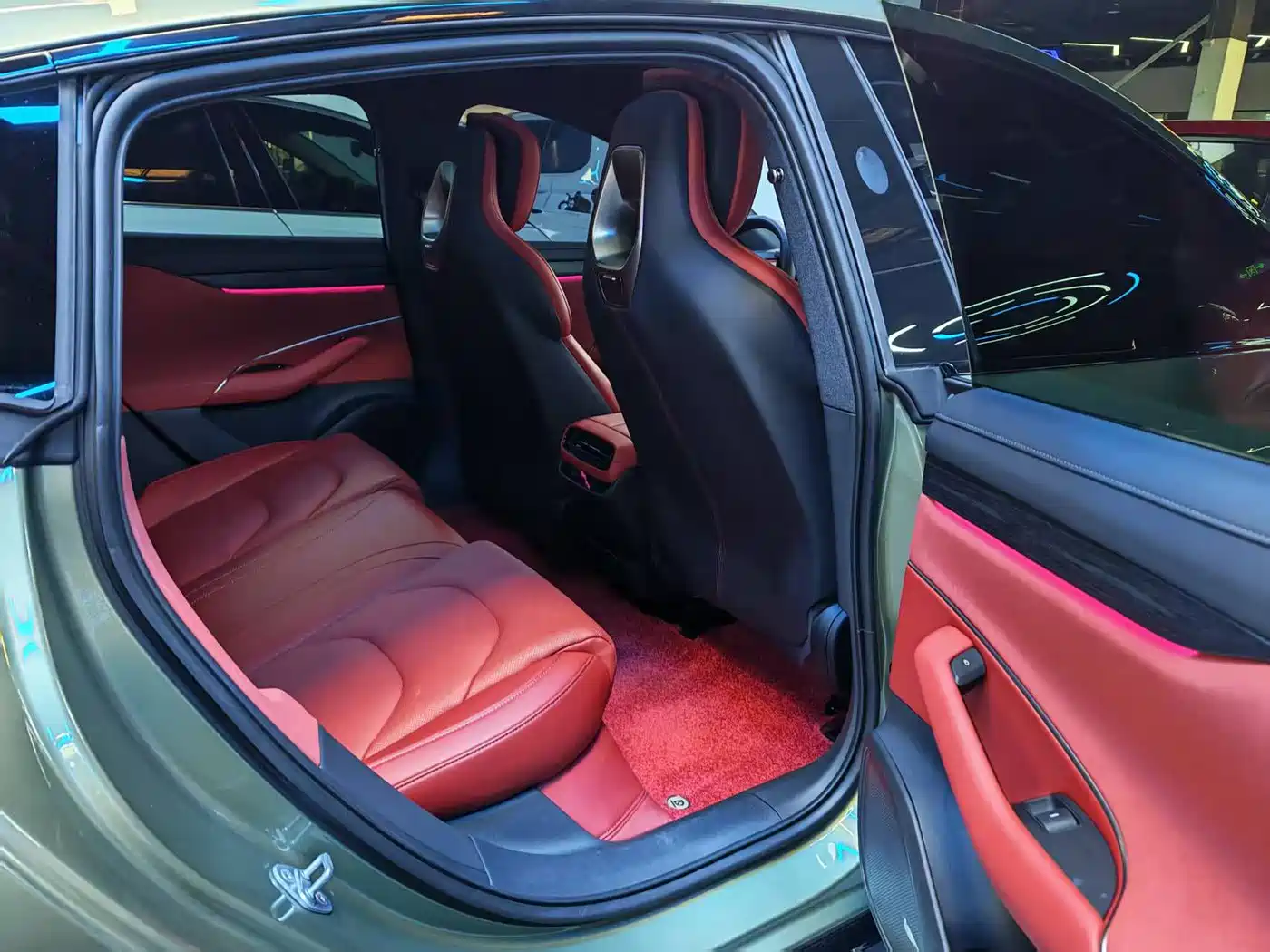 XIAOMI CAR XIAOMI SU7