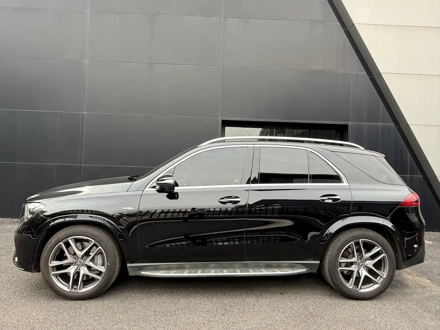 Mercedes-Benz GLE AMG 2024 AMG GLE 53 4MATIC+ фото 2