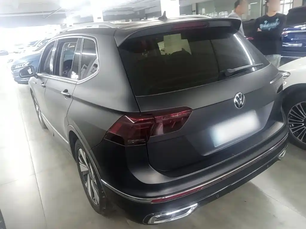 Фото 5 - Volkswagen Tiguan L