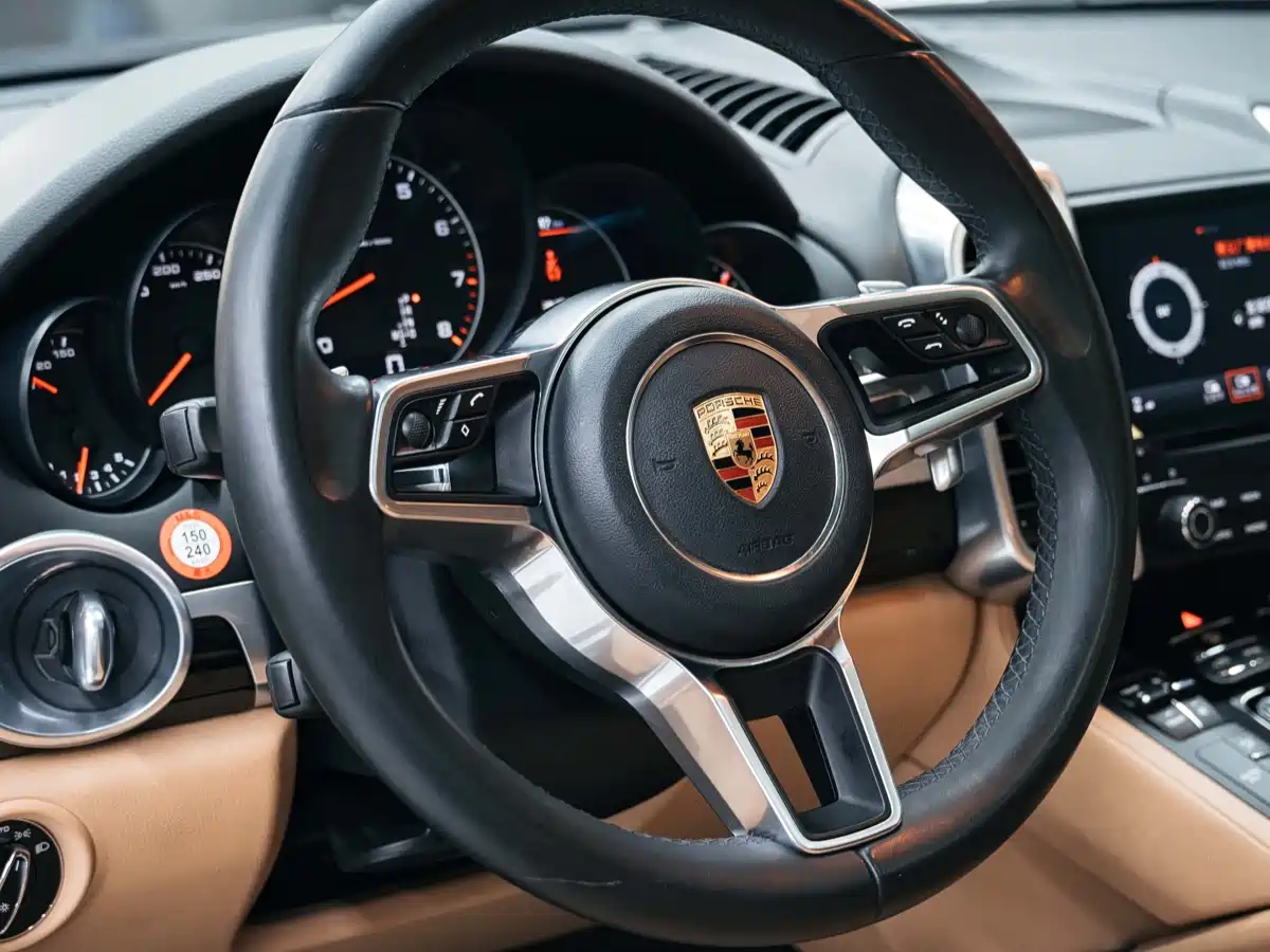 Porsche Cayenne 2016 Cayenne 3.0T фото 15
