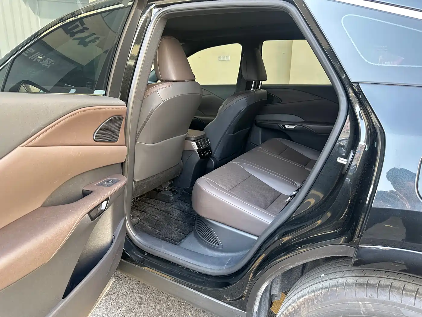 Lexus RX 2025 350h 2WD Comfort Edition фото 16