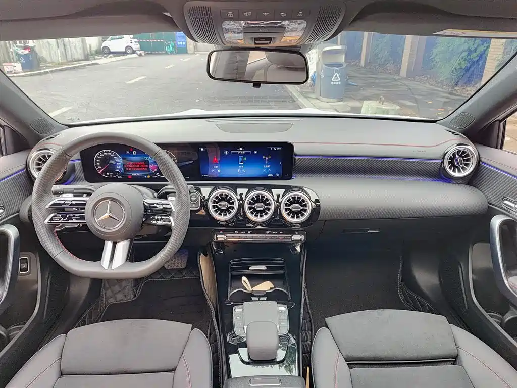 Mercedes-Benz A-Class 2023 A 200 L Fashion фото 10