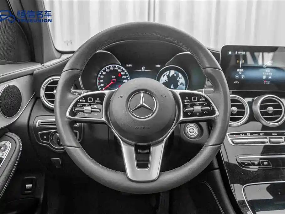 Mercedes-Benz GLC 2020 Facelift GLC 260 L 4MATIC Dynamic фото 17