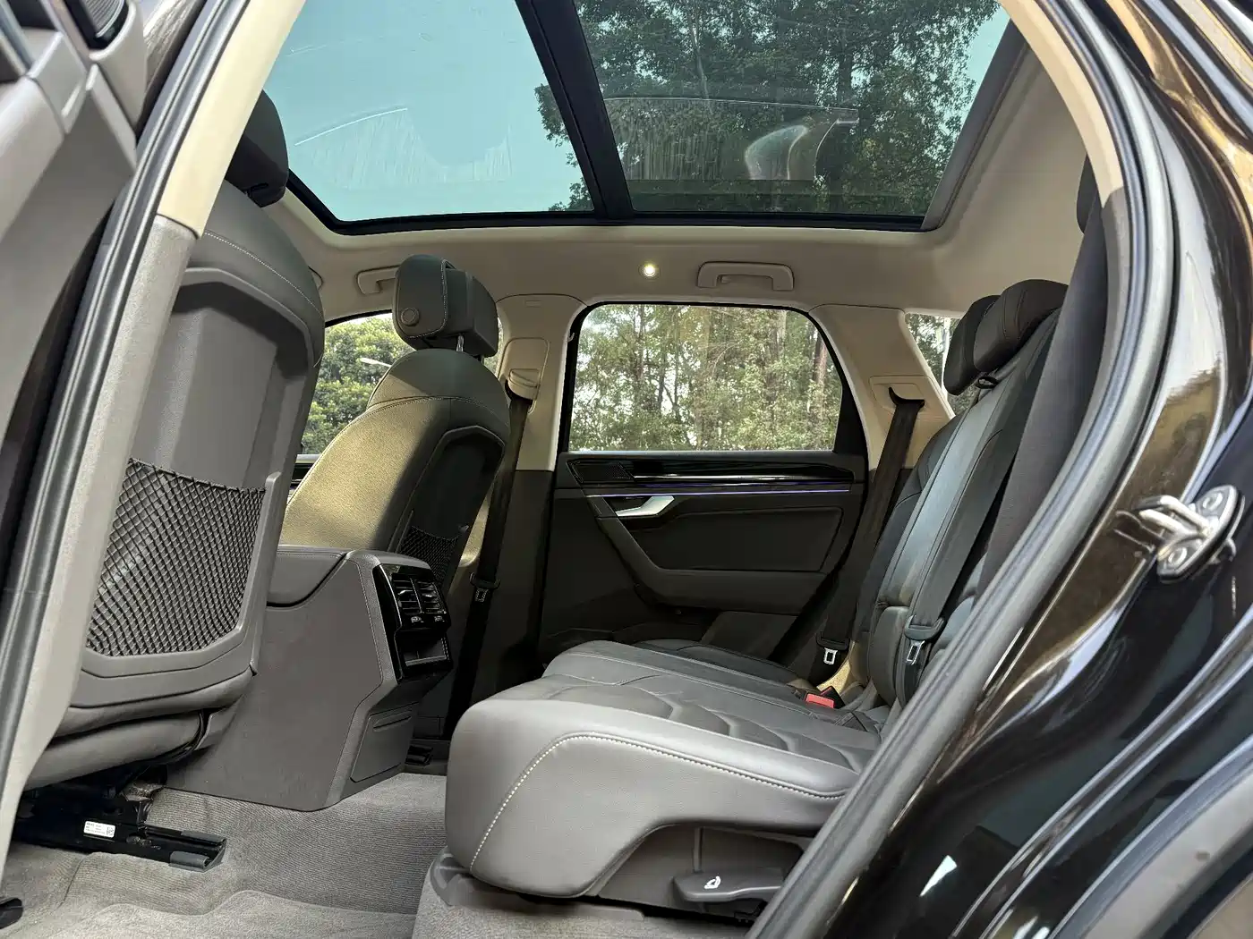 Volkswagen Touareg 2020 3.0TSI Enjoyment Edition China VI фото 12