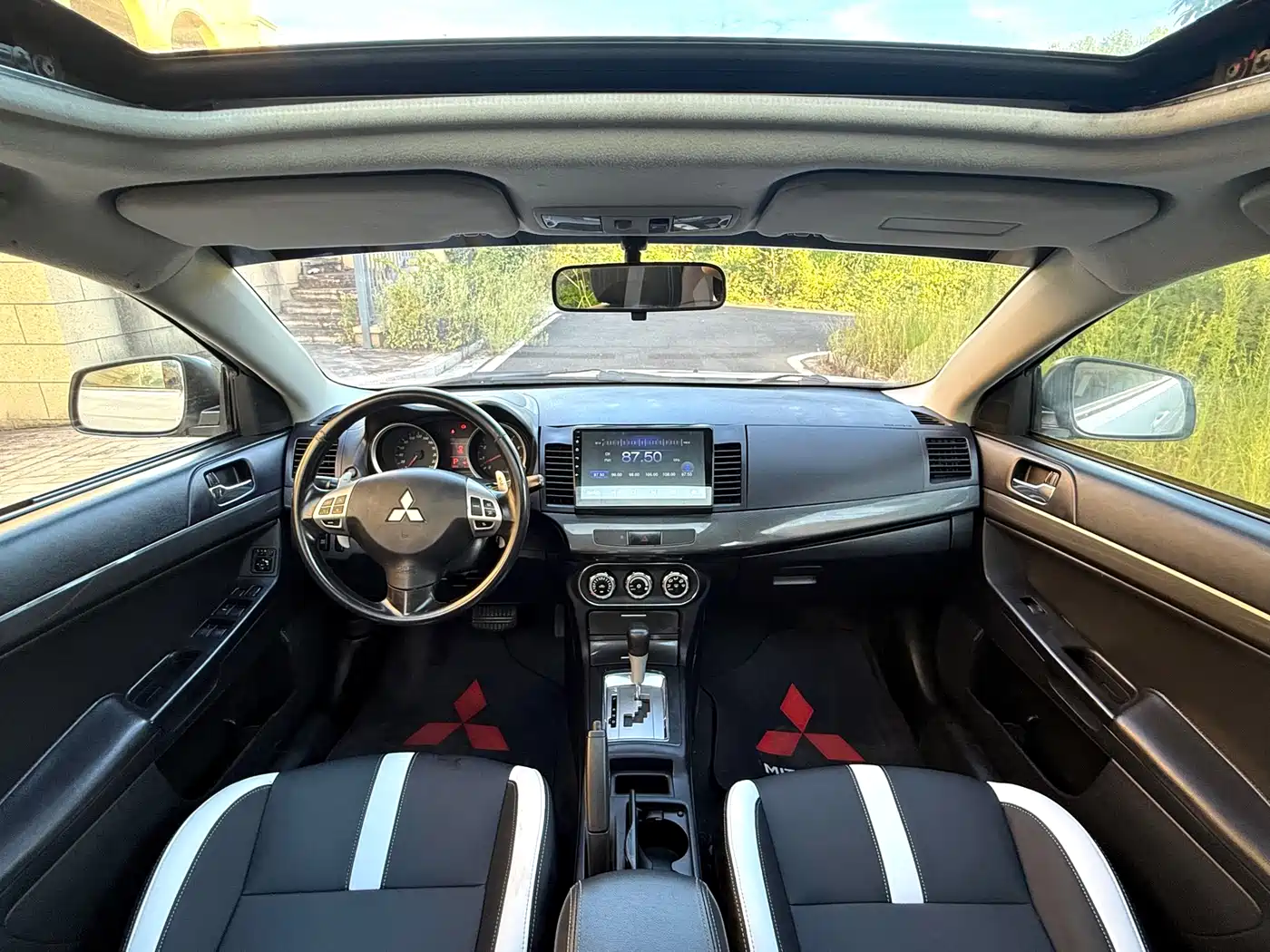 Mitsubishi Lancer EX 2013 Fashion Edition 1.8L CVT Comfort фото 7