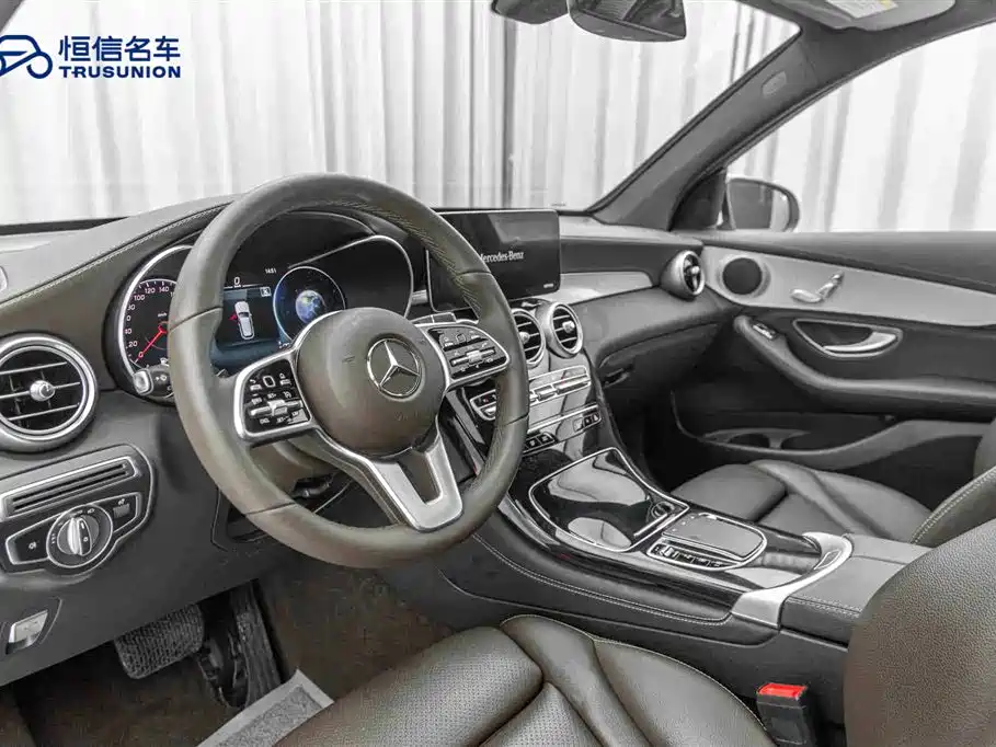 Mercedes-Benz GLC 2020 Facelift GLC 260 L 4MATIC Dynamic фото 12