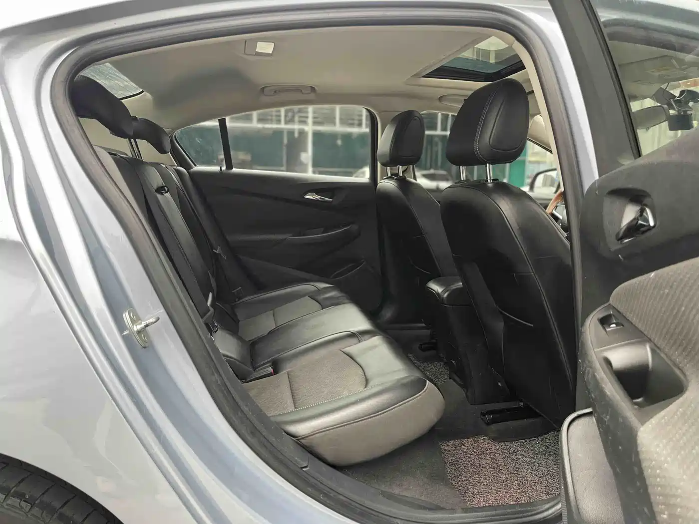 Chevrolet Cruze 2016 1.5L Automatic Luxury Edition фото 12