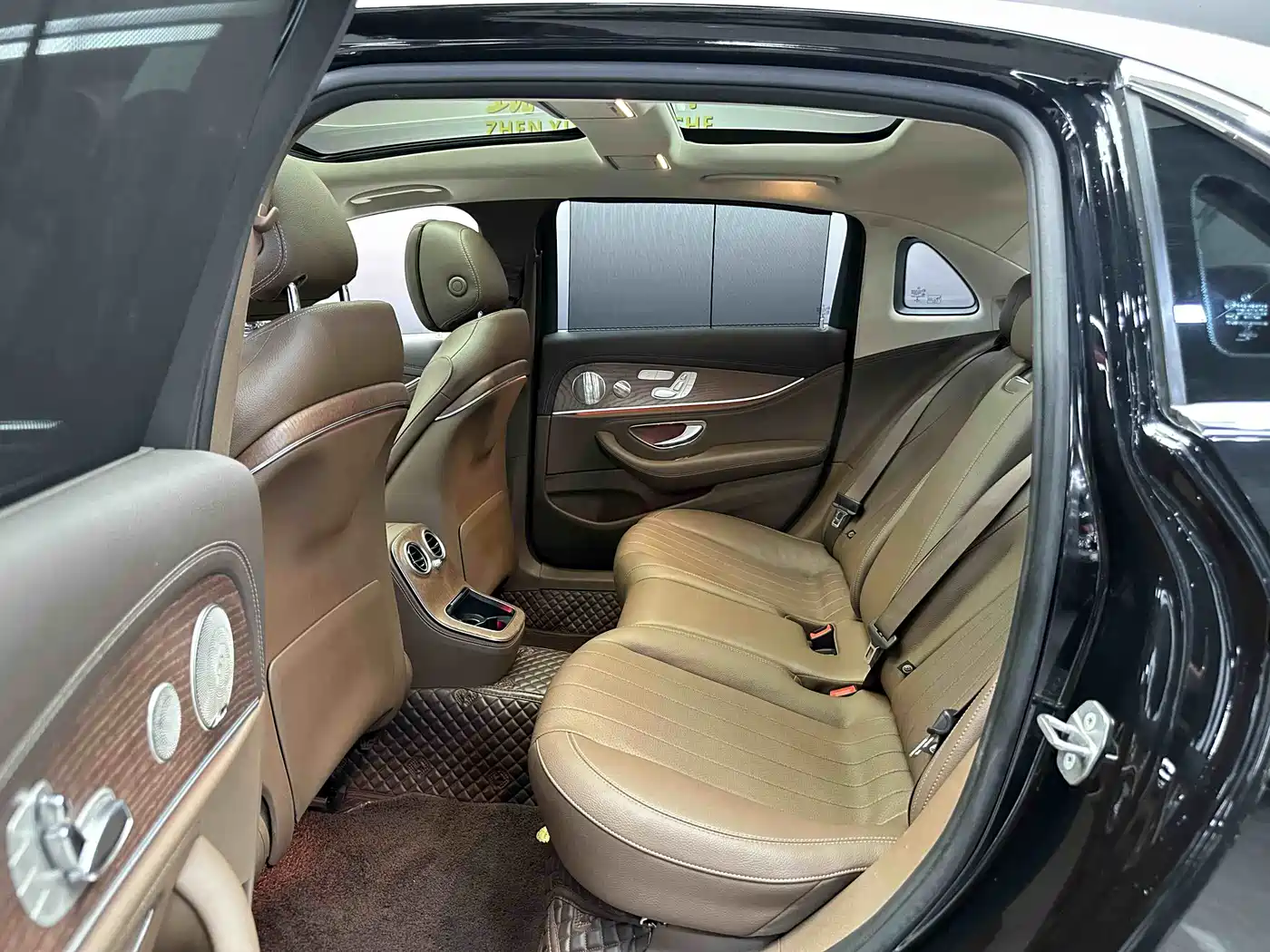Mercedes-Benz E-Class 2022 Second Facelift E 300 L Luxury фото 6