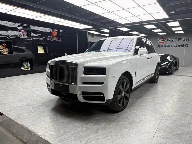 Rolls-Royce Cullinan 2018 4-Seater Version