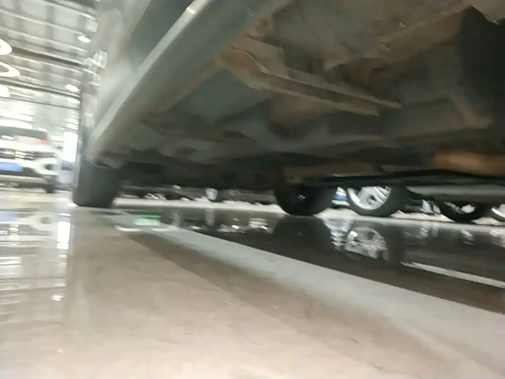 Jeep Cherokee (Import) 2015 2014 2.4L Luxury
