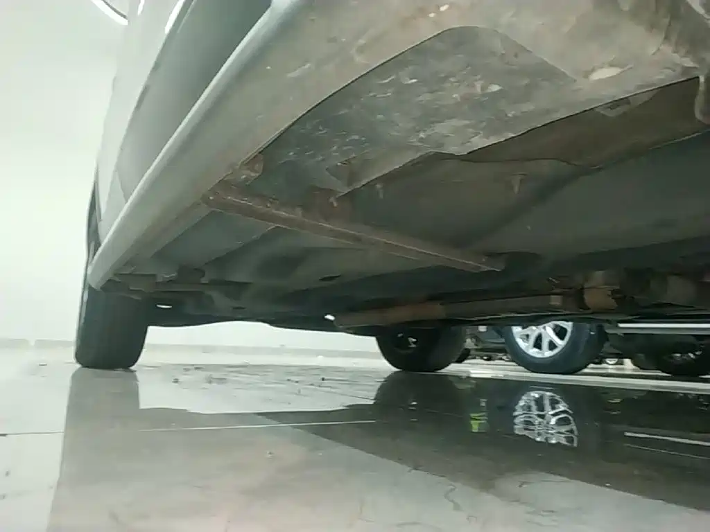 Jeep Cherokee (Import) 2015 2014 2.4L Luxury