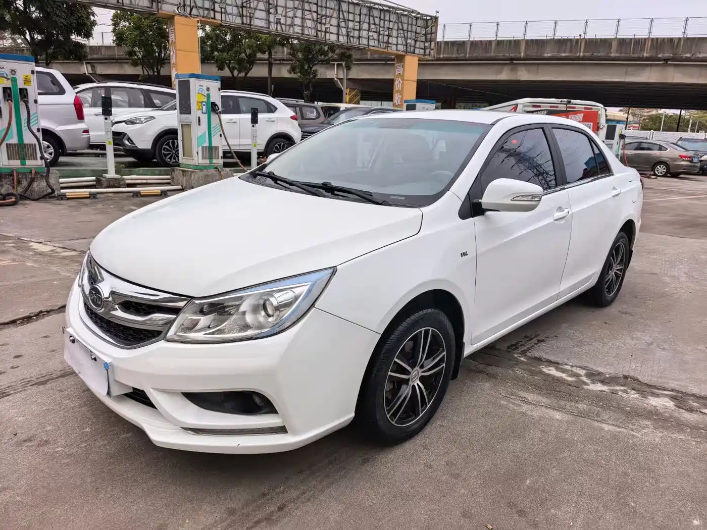 BYD Surui 2015 2015 1.5L Manual Luxury