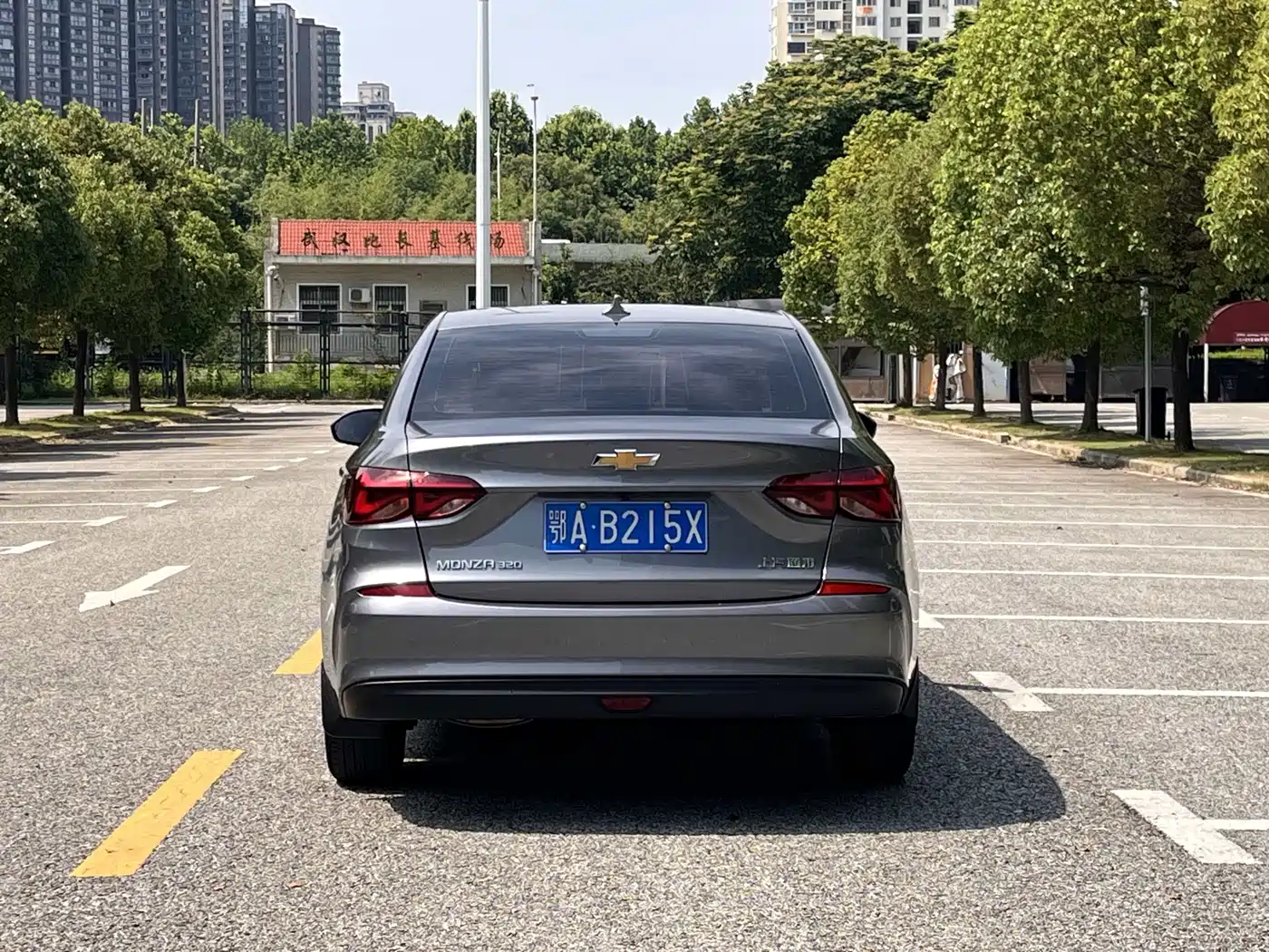 CHEVROLET CRUZE